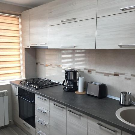 Roby Apartament Bucureşti Ngoại thất bức ảnh