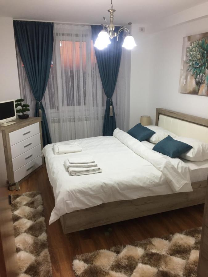 Roby Apartament Bucureşti Ngoại thất bức ảnh