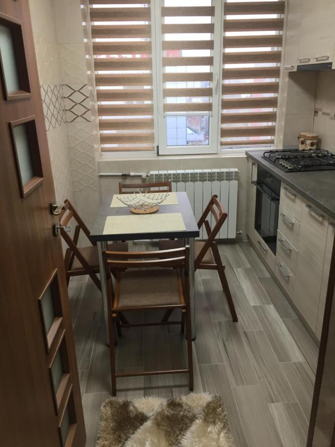 Roby Apartament Bucureşti Ngoại thất bức ảnh