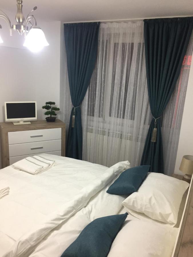 Roby Apartament Bucureşti Ngoại thất bức ảnh