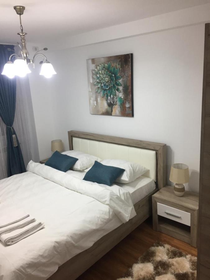 Roby Apartament Bucureşti Ngoại thất bức ảnh