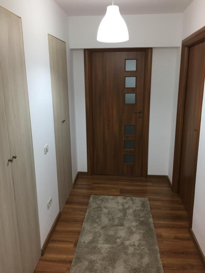 Roby Apartament Bucureşti Ngoại thất bức ảnh