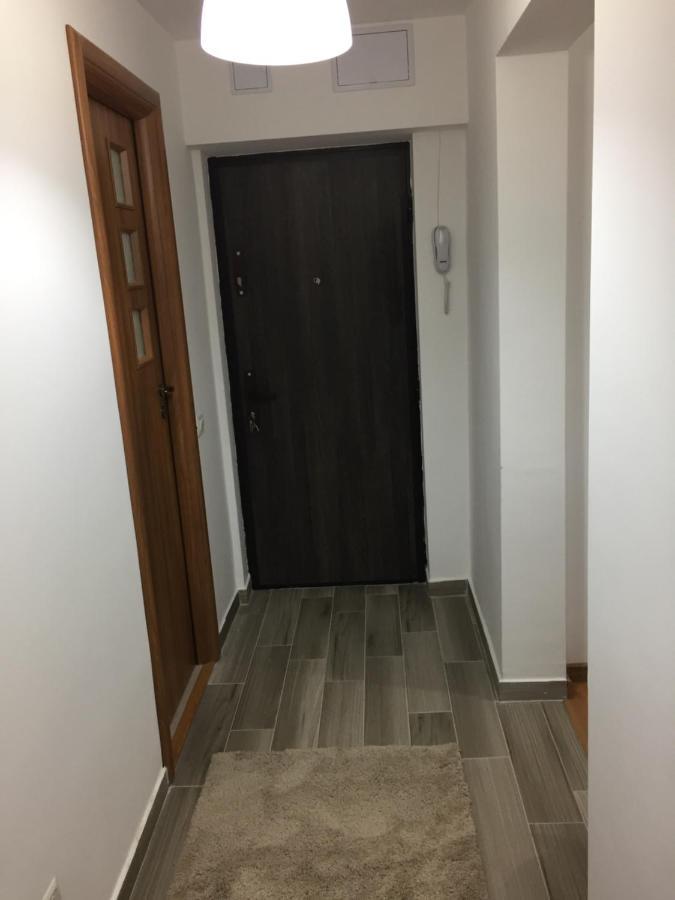 Roby Apartament Bucureşti Ngoại thất bức ảnh