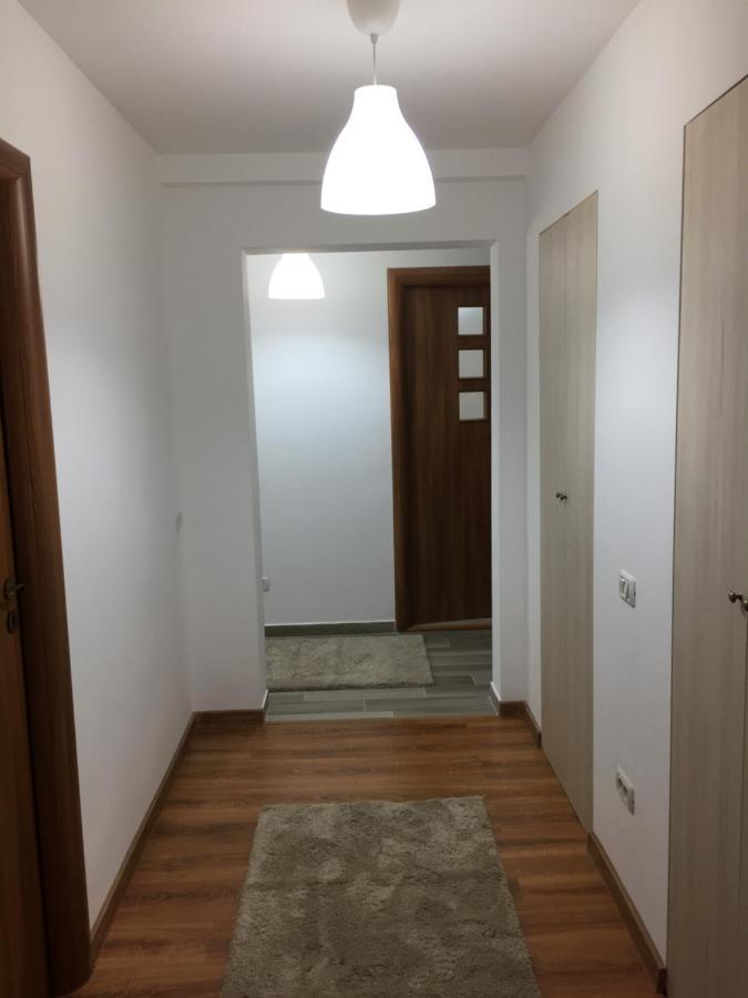 Roby Apartament Bucureşti Ngoại thất bức ảnh